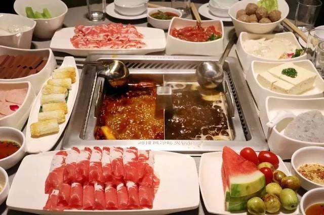 海底撈萬鵬廣場(chǎng)店 海底撈萬鵬廣場(chǎng)店